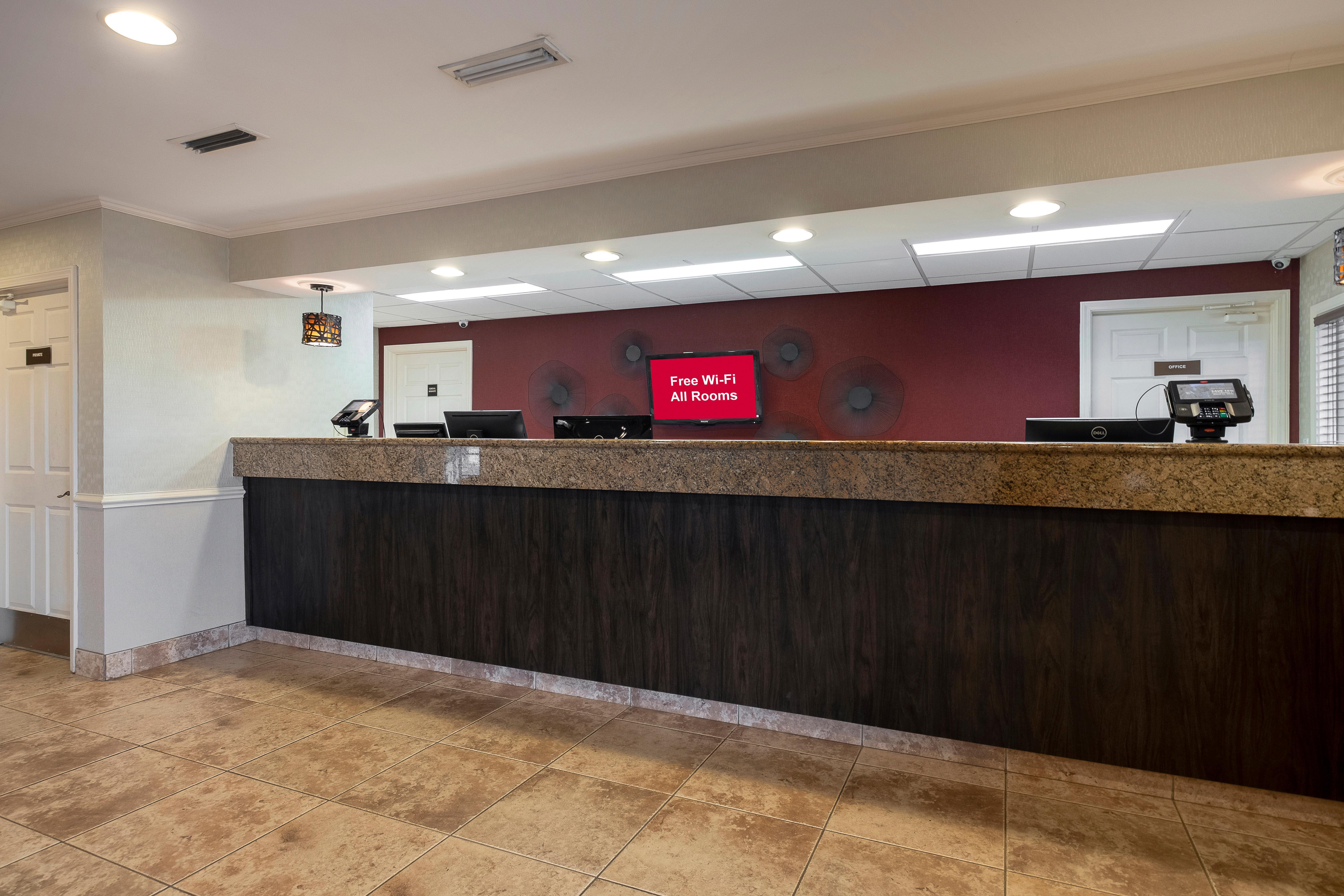 Red Roof Inn דותן מראה חיצוני תמונה
